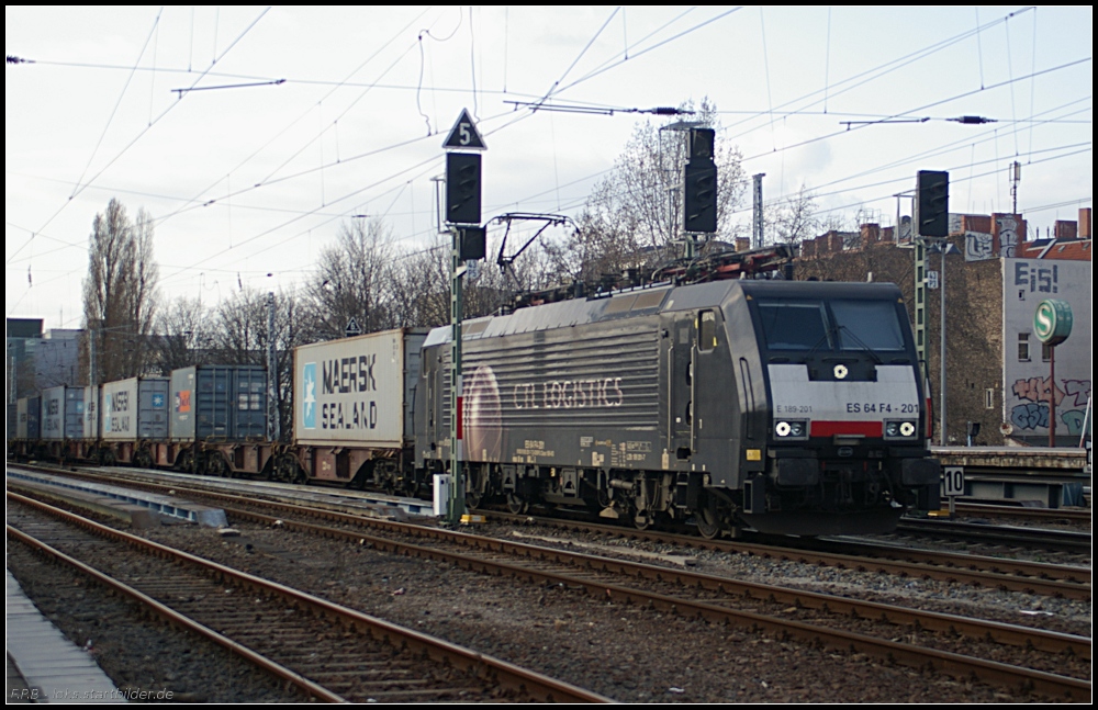 CTL ES 64 F4-201 / 189 201 mit Container Richtung Ostkreuz (gesehen Berlin Greifswalder Stra�e 24.03.2011)