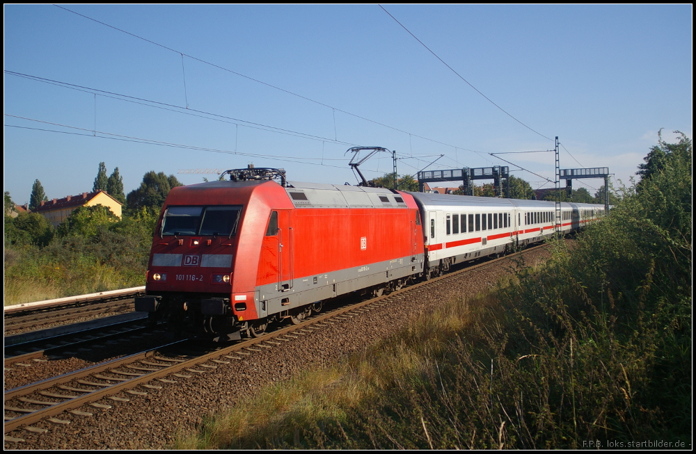 DB Fernverkehr 101 116-2 mit einer IC-Leergarnitur am 13.09.2012 in Berlin Bornholmer Stra�e
