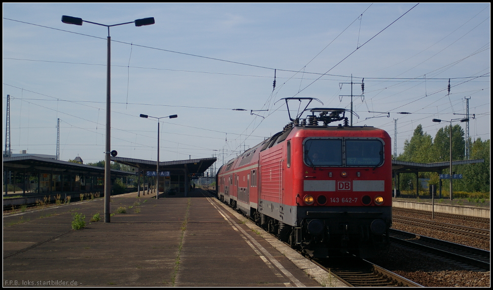 DB Regio 143 642-7 mit dem RE7 am 10.09.2012 in Berlin Schönefeld Flughafen
<p>
++ 27.03.2019 bei Fa. Bender, Opladen