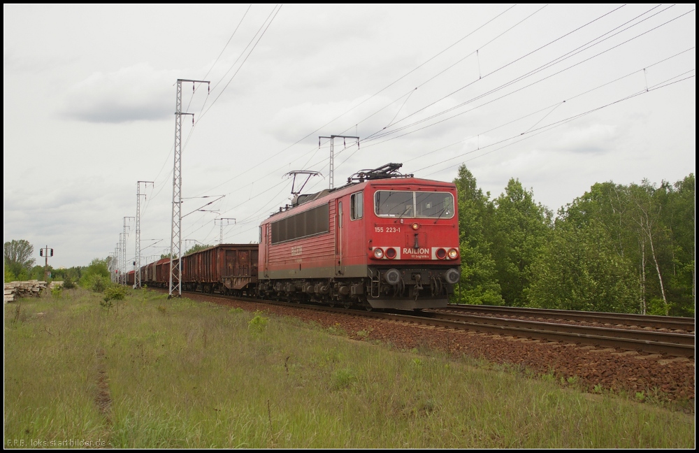 DB Schenker 155 223-1 mit gemischtem G�terzug am 10.05.2012 in der Berliner Wuhlheide
<br><br>
Update: 10/2014 in Rostock-Seehafen z; ++ 10.09.2015 Opladen (Bender)