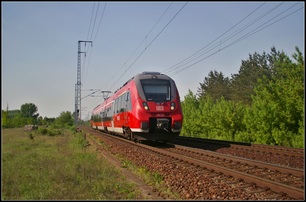 Auf Dienstfahrt war DB Regio 442 139-2 als der Triebzug am 19.05.2017 durch die Berliner Wuhlheide fuhr