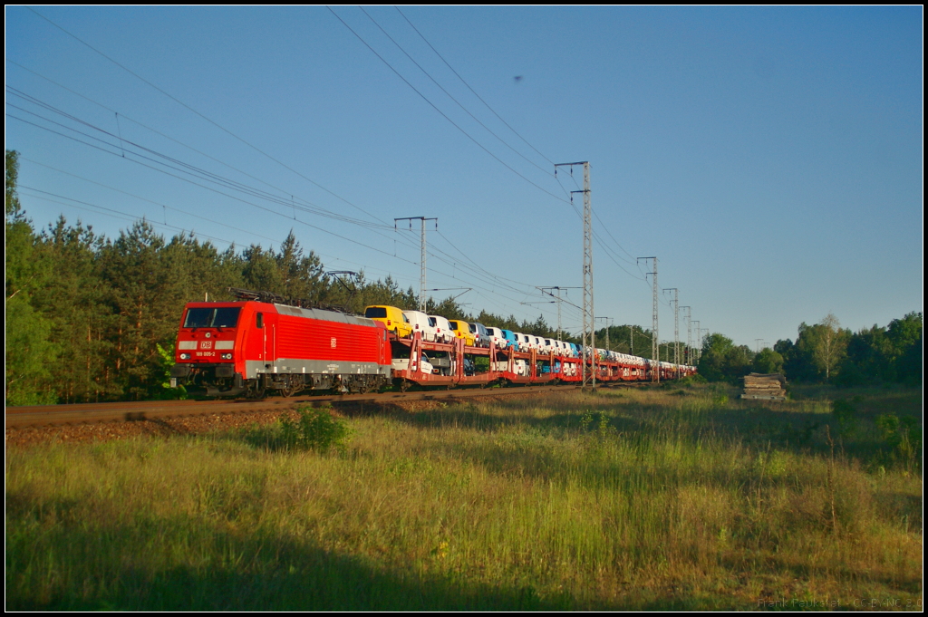 DB Cargo 189 005-2 fuhr mit neuen Autos am 27.05.2017 durch die Berliner Wuhlheide