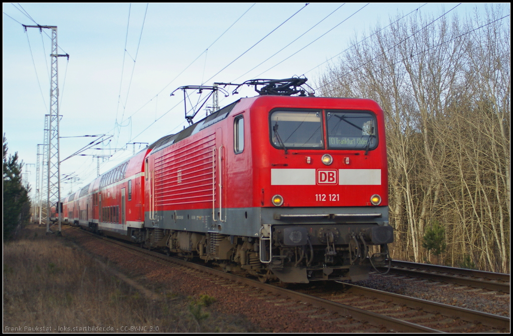DB Regio 112 121 musste wegen eines Gaslecks in Berlin-Mitte mit dem RE1 Frankfurt (Oder) am 10.02.2014 �ber die Berliner Wuhlheide umgeleitet werden