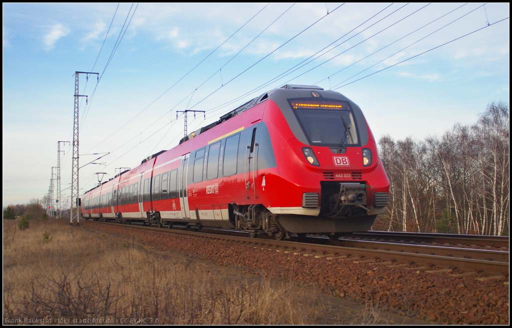 DB Regio 442 323 als RE7 nach W�nsdorf Waldstadt wurde am 10.02.2014 durch die Berliner Wuhlheide umgeleitet