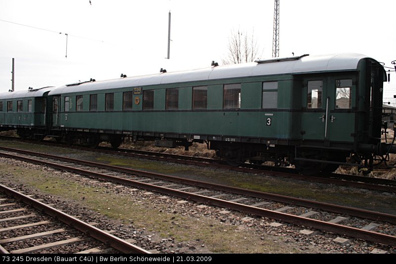 73 245 Dre C4� (50 80 28-11 100-5, ex DR, Leihgabe DB Museum) wurde f�r die DRG bei Linke-Hofmann-Busch in Breslau gebaut (Bw Berlin Sch�neweide, 21.03.2009).