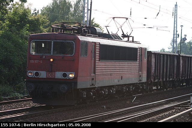 DB 155 107-6 mit Eaos-Zug im Gegenlicht (Berlin Hirschgarten, 05.09.2008)
<p>
++ 05.06.2019 bei Fa. Bender, Opladen
