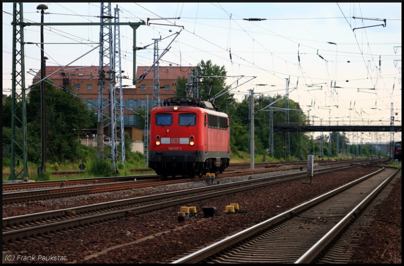 DB Schenker 140 037-3 solo in Berlin Sch�nefeld, 18.06.2009