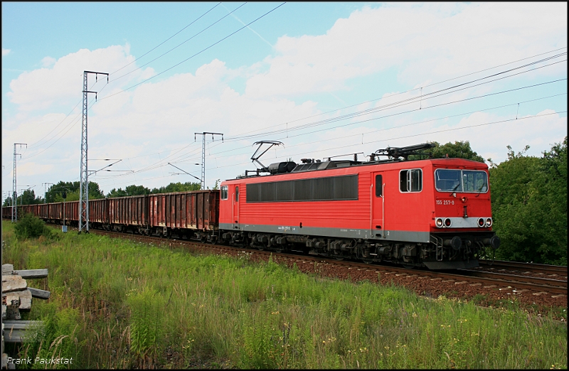 DB Schenker 155 257-9 und Eas-x-Wagen (Berlin Wuhlheide, 21.07.2009)
<br><br>
Update: In Rostock-Seehafen z; 08/2013 nach Mukran überführt; 2015 in Rostock-Seehafen z; ++ 28.08.2015 in Opladen