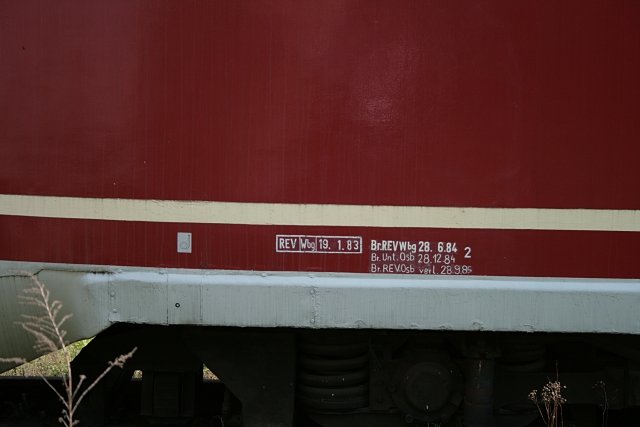 REV Wbg 19.01.83 - Br.REV Wbg 28.6.84, verl�ngert bis zum 28.9.85. Dann war Schluss mit VT 11.5 (Berlin Lichtenberg, 27.04.2008).