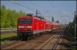 Als RE3 Eberswalde fuhr am 11.05.2017 DB Regio 112 116-9 durch den Bahnhof Berlin-Hohensch�nhausen