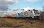 Railpool 187 005 und 187 004 mit f�nf Bimz-Wagen von DB Regio am 06.02.2014 auf dem Weg nach Rudolstadt (Thr.) durch die Berliner Wuhlheide (NVR-Nummer: 91 80 6187 005-5 D-Rpool)