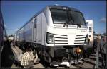 PCW 192 961  Vectron  auf der InnoTrans 2012 in Berlin (NVR-Nummer 91 80 6192 961-1 D-PCW)    In Dezember 2012 wurde die Lok zu 193 922 [NVR-Nummer: 91 80 6193 922-2 D-PCW] umnummeriert und sollte