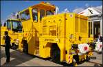 Der ZRW 125 DH von Windhoff ist ein Zweiwege-Rangierfahrzeug f�r den mittelschweren Rangierdienst, das auf der InnoTrans 2014 in Berlin ausgestellt war    Daten: Zugkraft 150 kN, Anh�ngelast 3000 t,