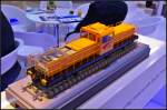Arbeitslokomotive f�r den Einsatz bei Untergrundbahnen mit Diesel- und elektrischen (Stromschiene) Antrieb.