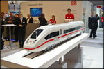 InnoTrans 2016 in Berlin: Modell des neuen ICx/ICE 4, von dem Siemens bereits vier St�ck f�r Erprobungsfahrten an DB Fernverkehr ausgeliefert hat.