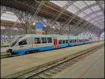 Transdev Regio Ost VT 0004-T2 / 643 611 hatte sich den Talent von der OLA seit Ende 2020 ausgeliehen und setzte ihn am 12.04.2025 als RB110 nach D�beln Hbf ein. Hier steht am Morgen in Leipzig Hbf und wartet auf Fahrg�ste und die Abfahrt (angeschriebene NVR-Nummer: 9580 0 643 611-6 D-TDRO)