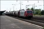 arcelor 145-CL 002 / 145 082-4 mit Druck-Kesselwagen Richtung Gr�nauer Kreuz (Berlin Sch�nefeld, 08.08.2009)